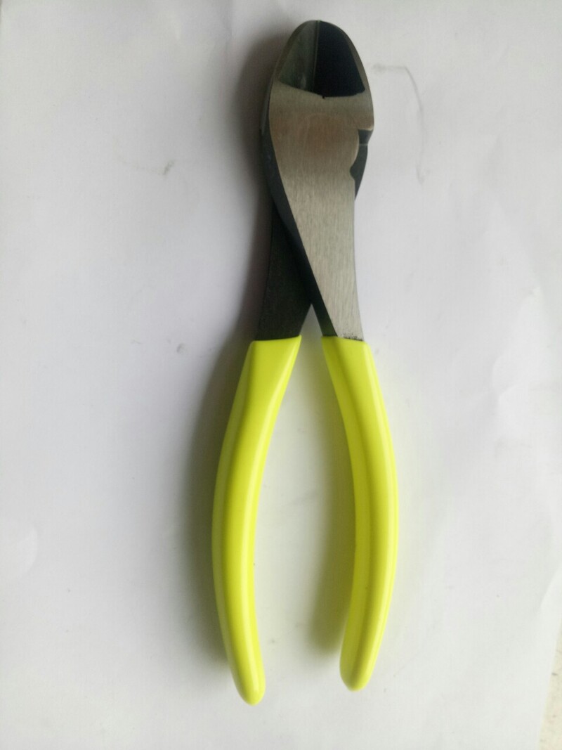 Cutting pliers types and characteristics, specific uses